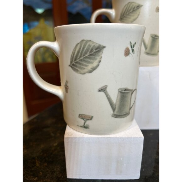 Pfaltzgraff Naturewood Stoneware Coffee Mugs. - Picture 8 of 9